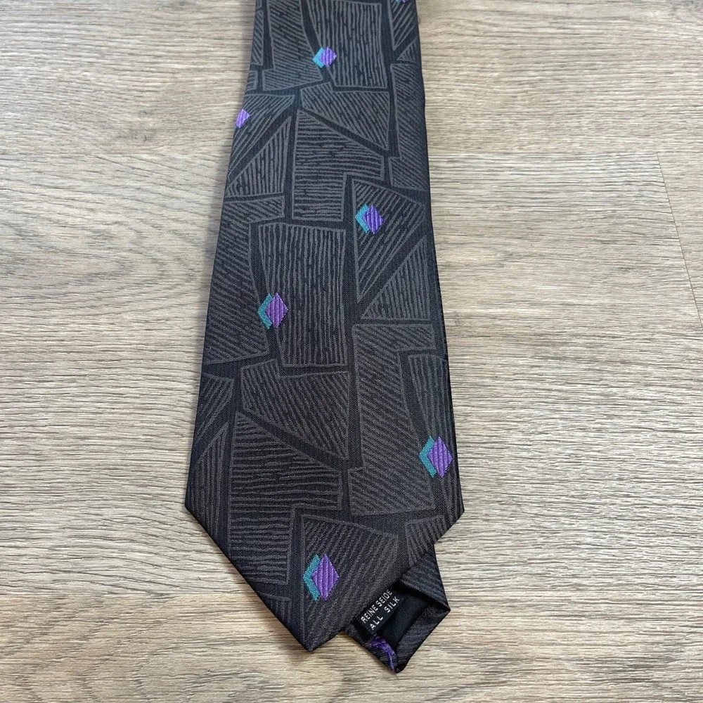 COURREGES HOMME 100% SILK TIE CRAVATTA SETA NECKTIE VINTAGE MADE IN ITALY 52 inc